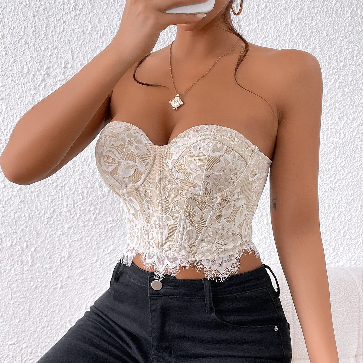 Vemina Sexy Lace Sleeveless Bare Shoulder Crop Top,Embroidery Floral Tube Top, Strapless Fishbone Corset Backless Camisole Vest
