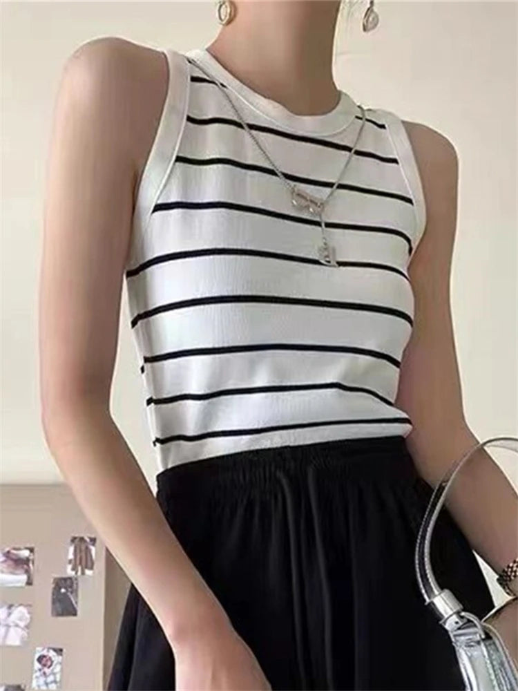 Colorfaith New 2022 Basic Bottoming Striped Chain Elasticity Vearts Women Tank & Camis Automne Winter Wild Crop Crop