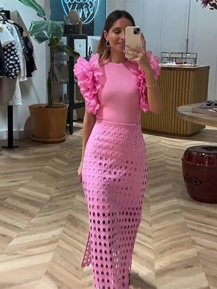 Mulheres elegantes rosa com renda plicada de renda midi vestido chique redondo pescoço sem mangas Hollow Out Robe 2024 New Lady Party Slim Vestidos