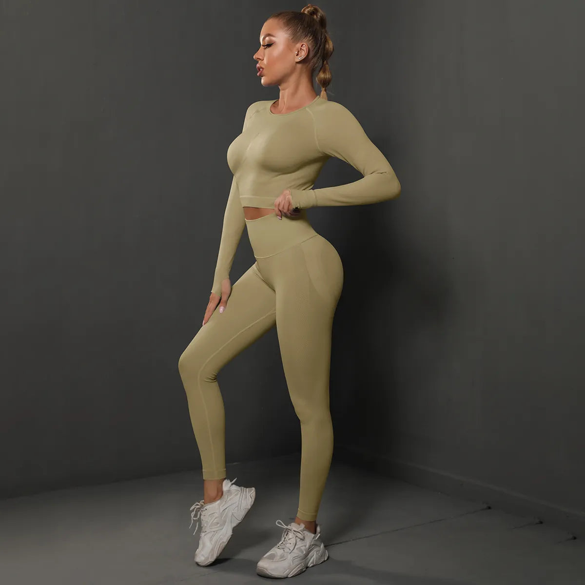 2PCS Femmes Ensembles d'énergie Suis-en-gym sans couture pantalon de sport à bout de bulles + chemises à manches longues Push up Running SettS Class Class Clads