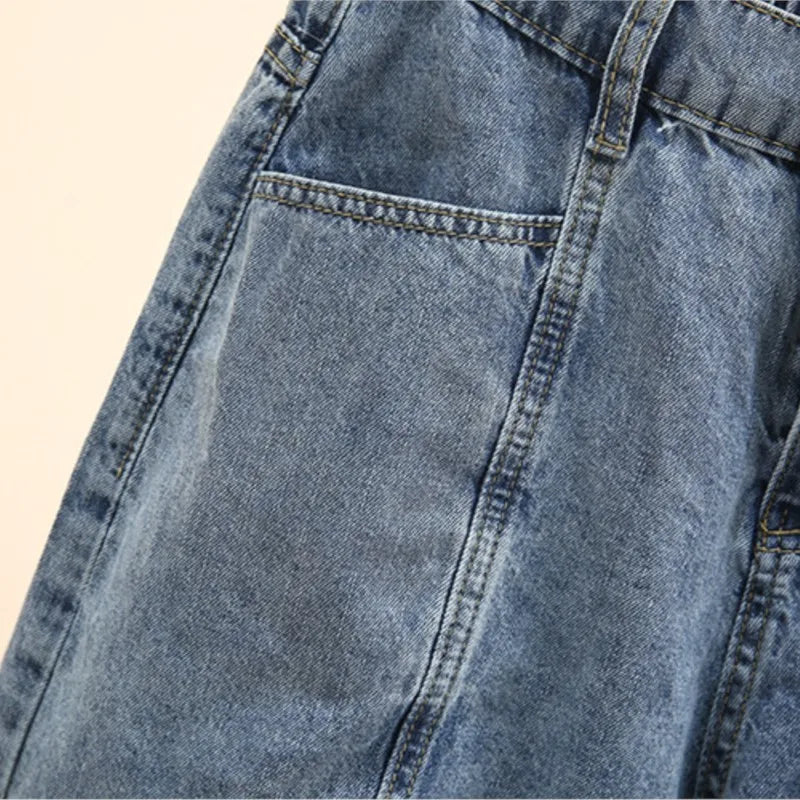 Plus taille féminine de jean Shorts 2023 Jeans de mode d'été pantalons chauds en vrac Vêtements courbes surdimensionnés J4-1048