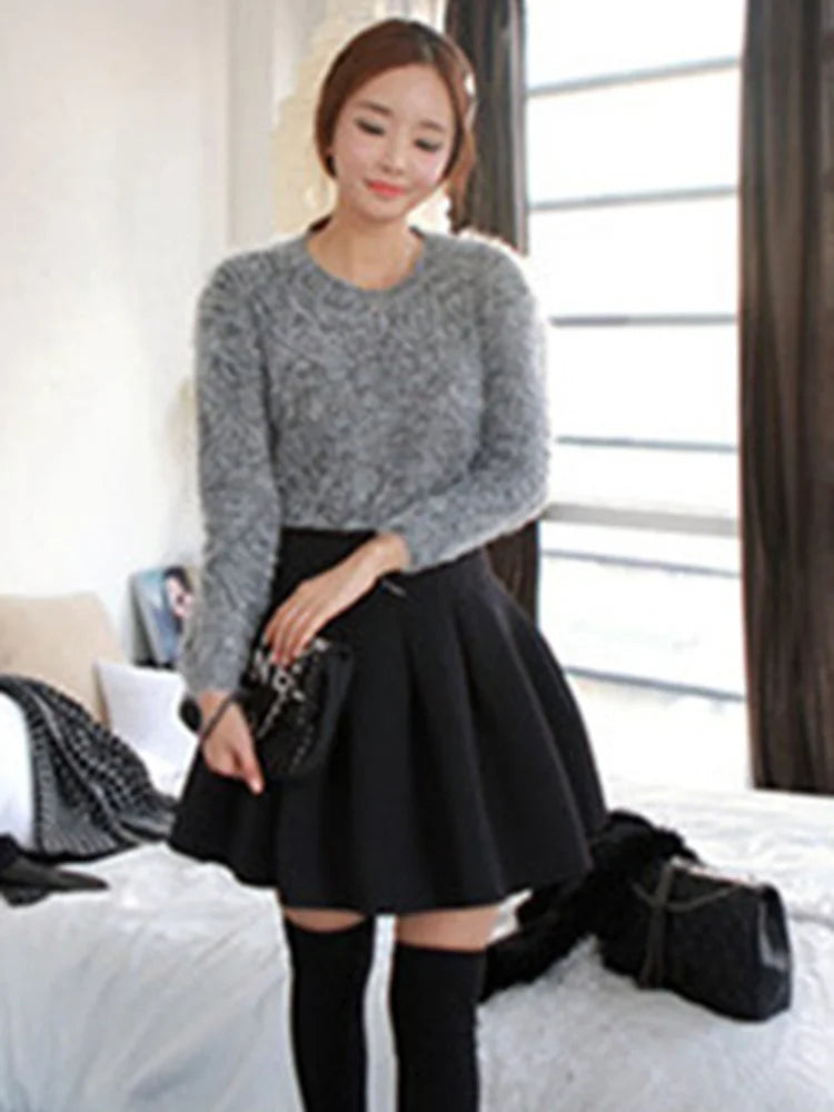 XFPV 2023 Autumn Winter New Arrivals Korean Solid Color Pleated Fluffy A-line Woolen High Waist Short Skirt Female SM956