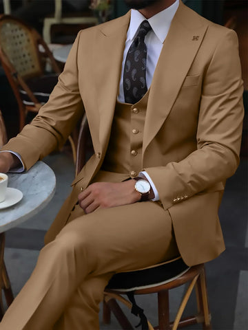 Brown Smart Casual Suit for Men Slim Fit Peaked Lapel Solid Tuxedo 3 Piece Suit for Man Costume Homme De Luxe Trajes Hombre