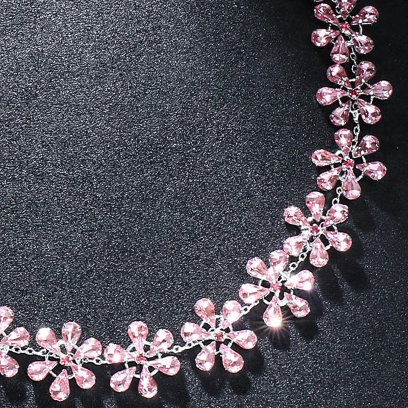 Fashion Pink Crystal Flowers Choker Necklace Statement Accessories Fashion Women Rhinestone Collar Necklace Clavicle Jewelry INS