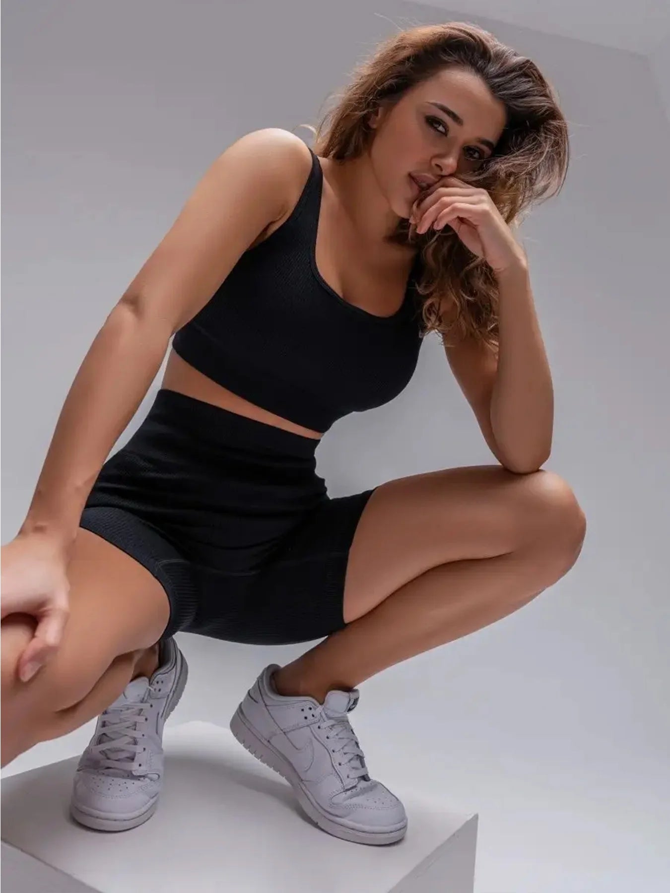 Verão White Gym Roupas de ginástica Esportes de esporte com fitness sportswear women ioga conjunto