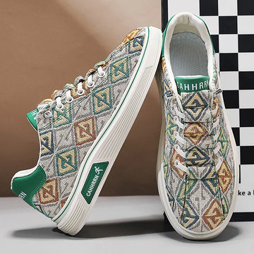 Men's new canvas sneakers with retro prints, stylish, breathable, versatile and casual shoes