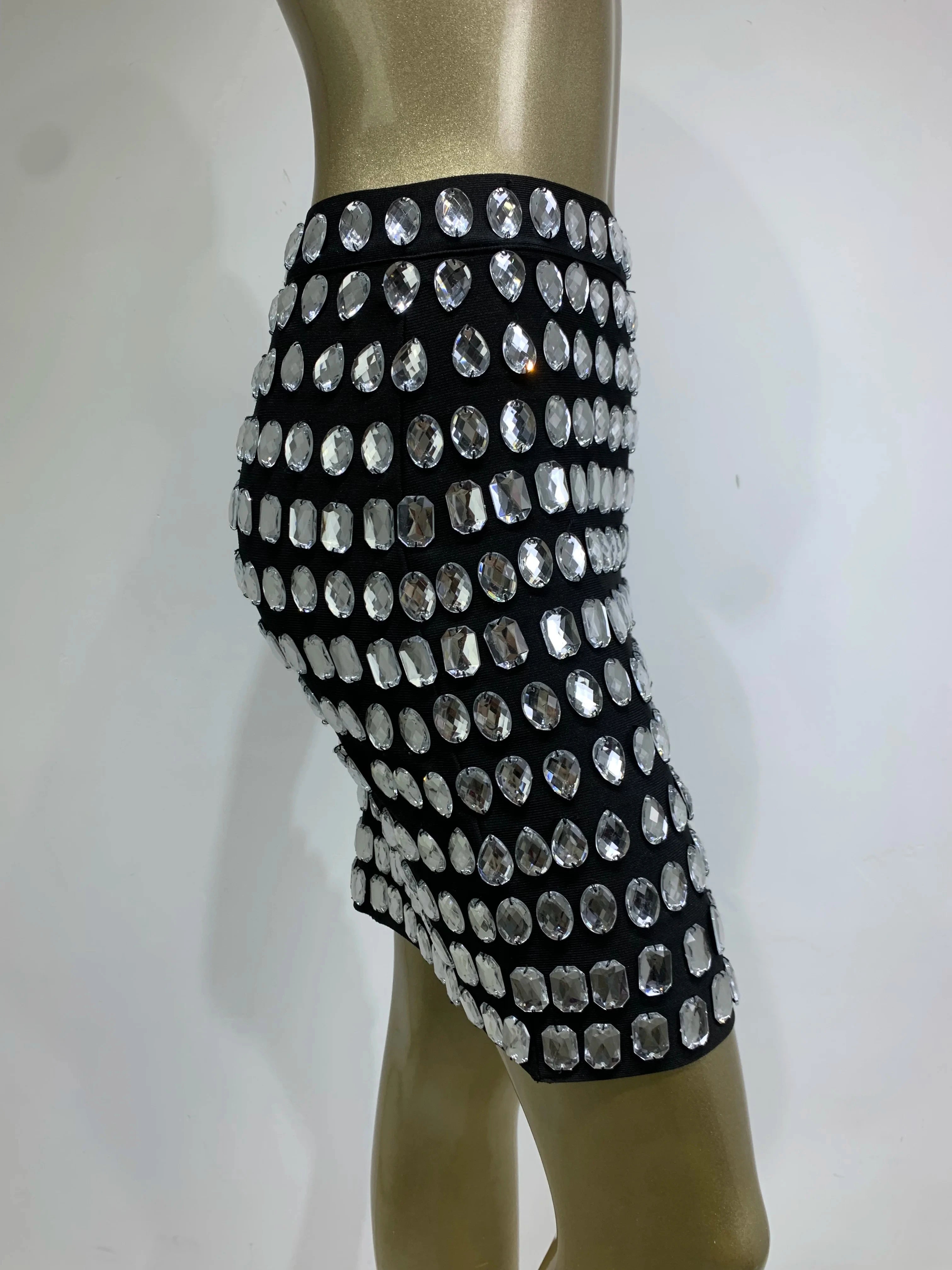 Women Celebrity Beading Rhinestone Black Mini Bodycon Bandage Skirt 2024 Designer High Waist Party Office Lady Elegant Skirt