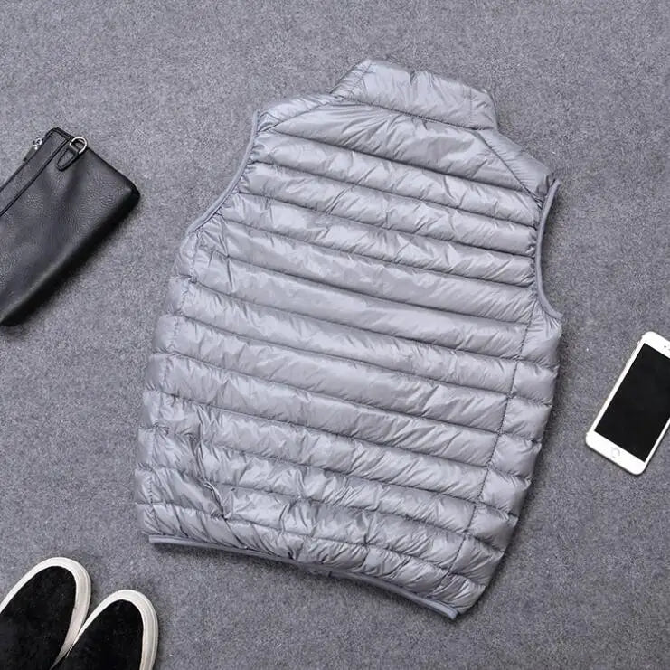 Autumn Winter Men Duck Down Vest Ultralight Sleeveless Puffer Vest Jacket Ultra Thin Lightweight Down Jacket Waistcoat