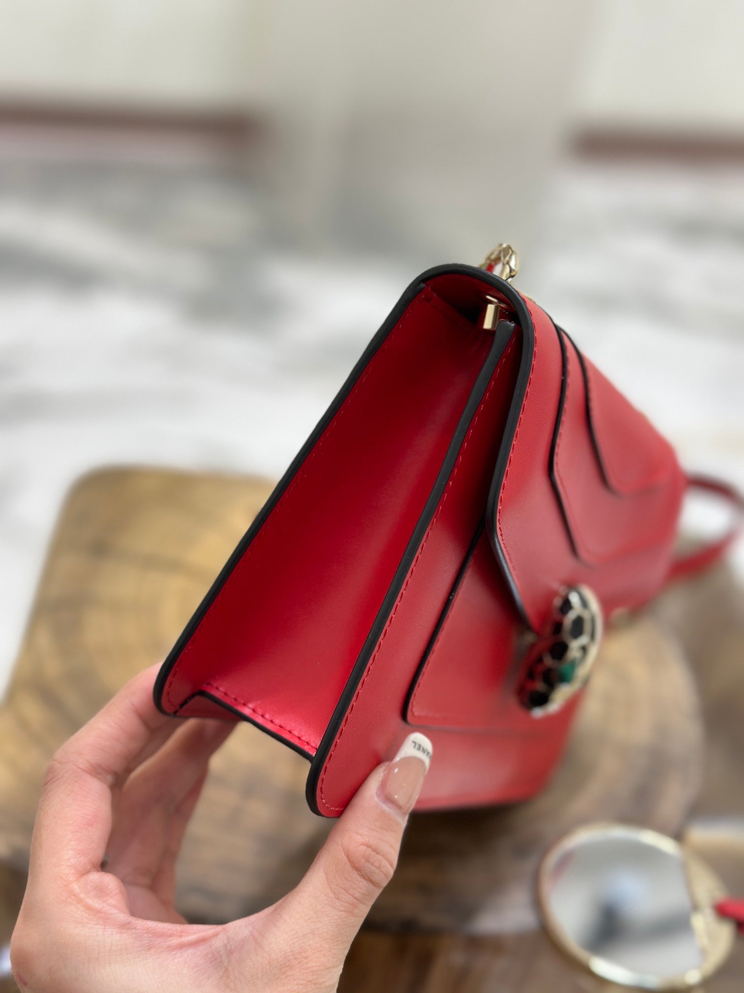 Red Leather Shoulder Bag – Bold Elegance with a Unique Touch